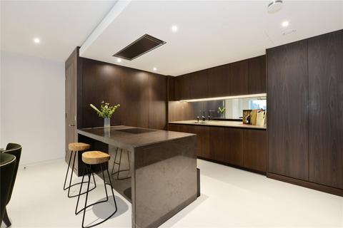 undefined, Sugar Quay, 1 Water Lane, London, EC3R
