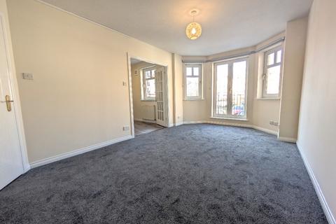 2 bedroom flat to rent, Sinclair Place, Shandon, Edinburgh, EH11