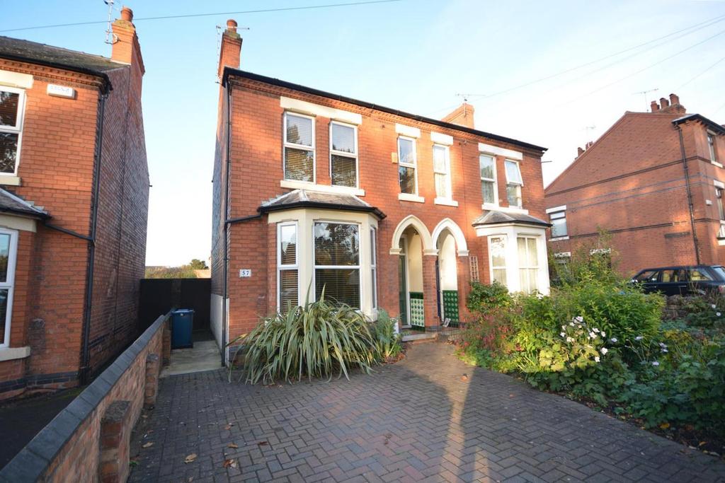 Clifton Road, Ruddington, Nottingham 3 bed semidetached house £355,000