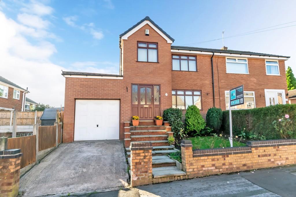 Brook Drive, Great Sankey 3 bed semidetached house £210,000