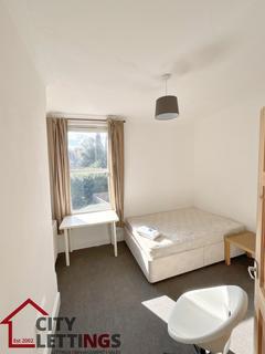 4 bedroom end of terrace house to rent, Gloucester Avenue, Lenton