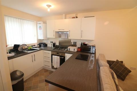 2 bedroom terraced house to rent, 47 Lady Bower Way