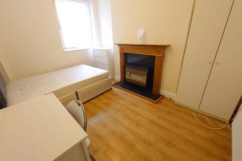 4 bedroom terraced house to rent, Egerton Road, Wavertree