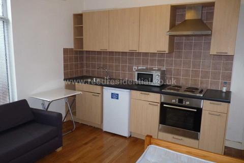 Studio to rent, Arthur Avenue, Nottingham