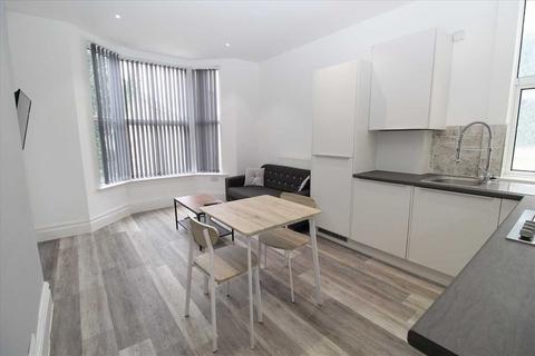 2 bedroom apartment to rent, North Road East, Plymouth, Plymouth