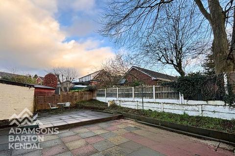 3 bedroom semi-detached house to rent, Cherrington Drive, Rochdale