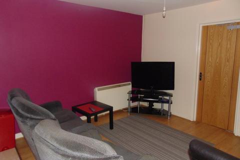 3 bedroom flat to rent, Portswood Road