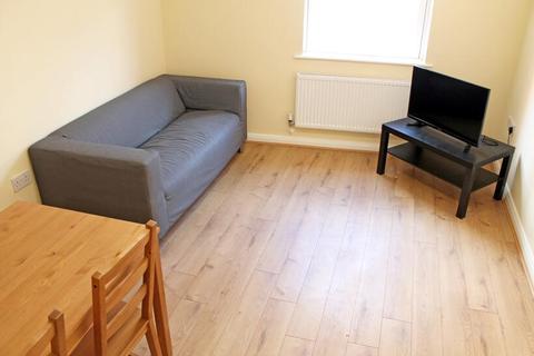 4 bedroom flat to rent, 254 North Sherwood Street Flat 2, NOTTINGHAM NG1 4EN