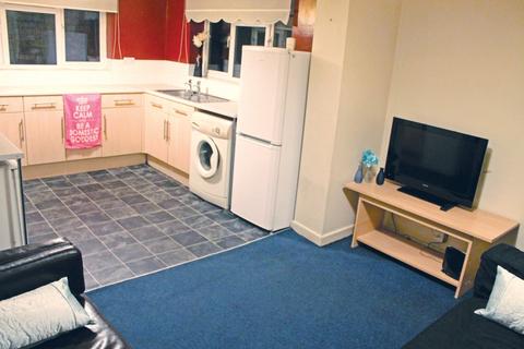 4 bedroom maisonette to rent, 91a, Mansfield Road, NOTTINGHAM NG1 3FN