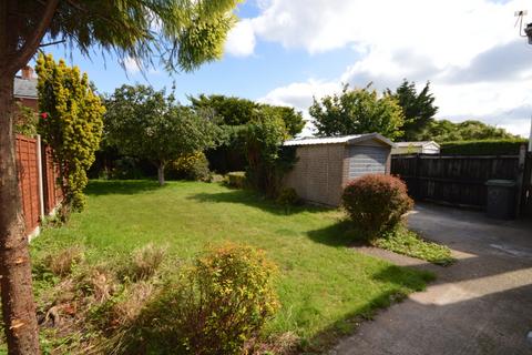 4 bedroom detached house to rent, Brassey Road, Winton, Bournemouth