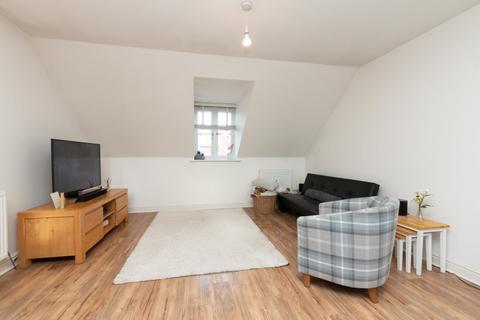 2 bedroom apartment to rent, Walker Close, Church Crookham GU52
