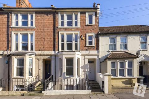 1 bedroom apartment to rent, Parrock Street, Gravesend, Kent, DA12