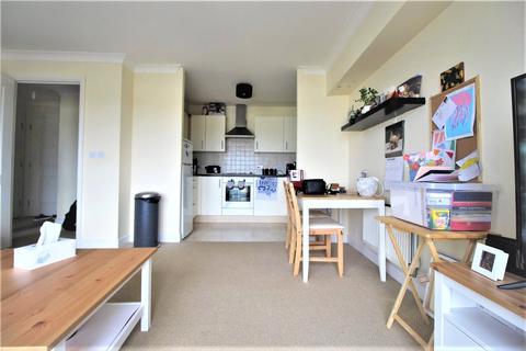 1 bedroom apartment to rent, Fisgard Court, Admirals Way, Gravesend, Kent, DA12