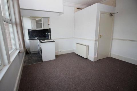 1 bedroom apartment to rent, Darnley Road, Gravesend, Kent, DA11