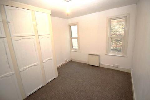 1 bedroom apartment to rent, Darnley Road, Gravesend, Kent, DA11