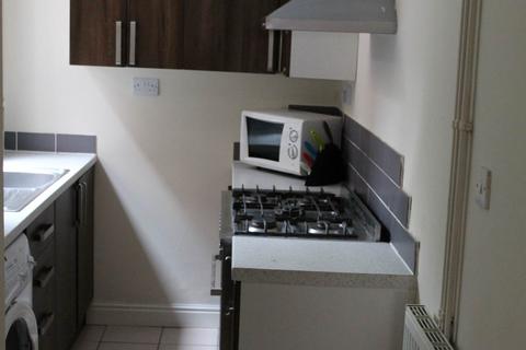 2 bedroom terraced house to rent, Manchester Street, Derby,