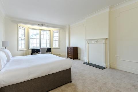 5 bedroom flat to rent, Park Road, St Johns Wood, London NW8