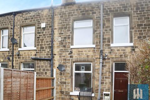 2 bedroom terraced house to rent, Church Street, Crosland Moor, Huddersfield, HD4