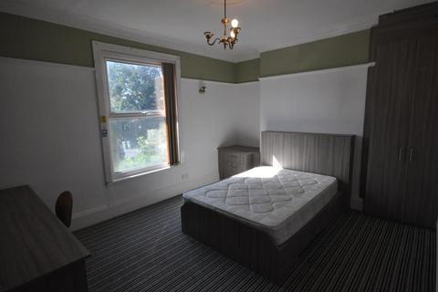 5 bedroom terraced house to rent - Royal Park Avenue, LEEDS, WEST YORKSHIRE