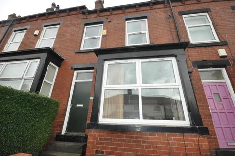 4 bedroom house share to rent - Hessle Avenue, Hyde Park, Leeds, LS6 1EF