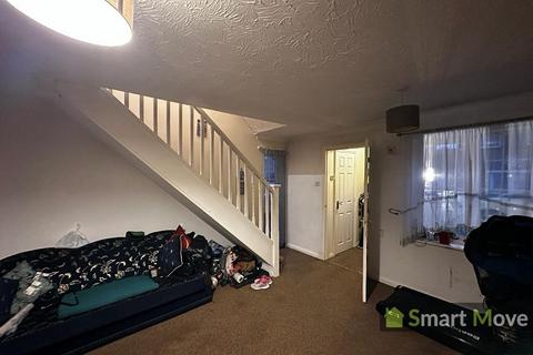 3 bedroom semi-detached house to rent, Heron Park, Peterborough, Cambridgeshire. PE1 5PH