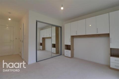 2 bedroom flat to rent - St Clements Lake, DA9