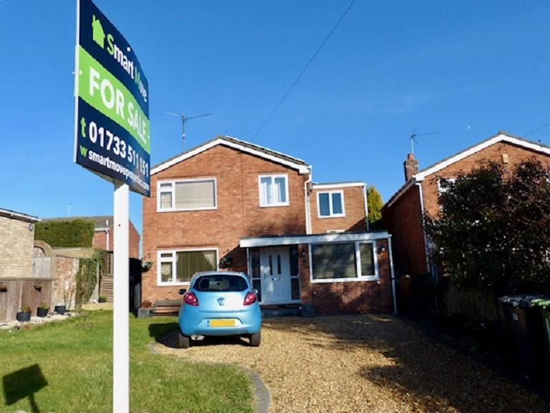 Windsor Road, Yaxley, Peterborough, PE7 3JA 4 bed detached house £260,000