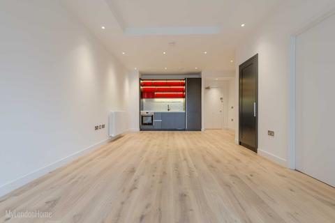 1 bedroom apartment to rent, Botanic Square, London, E14