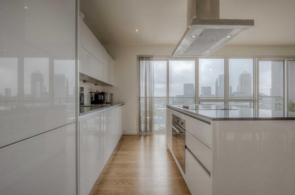 Reception/Kitchen