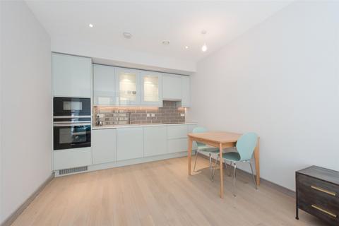 Studio to rent, Cummings House, 11 Chivers Passage, London, SW18