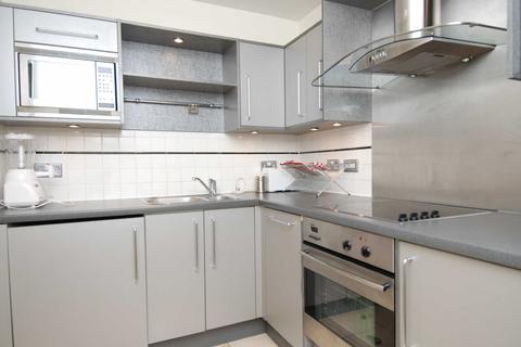 2 bedroom apartment to rent, St. George Wharf, London, SW8