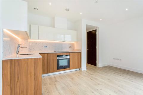 Flat to rent, Perilla House, 17 Stable Walk, London, E1