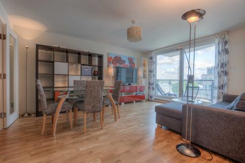 1 bedroom apartment to rent, St. George Wharf, London, SW8