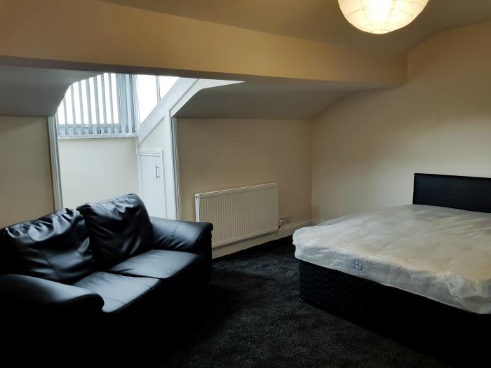 6 Starkie Street