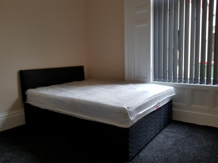 6 Starkie Street