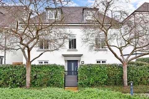 5 bedroom detached house for sale - Braeburn Way, Kings Hill, West Malling, Kent