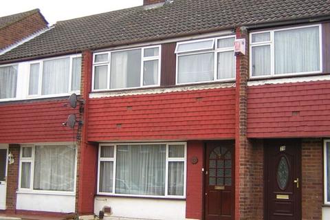 3 bedroom terraced house to rent - The Green , Chalvey, Slough SL1