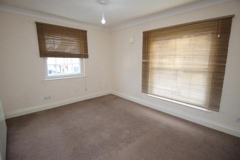 2 bedroom flat to rent, Northgate Street, Colchester CO1