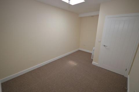 2 bedroom apartment to rent, St. Michaels Road, Abergavenny