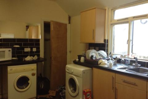 6 bedroom flat to rent - Flat A, 25 Bath Street, CV31 3AF