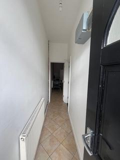 4 bedroom terraced house to rent, 16 Gordon Street, CV31 1HR