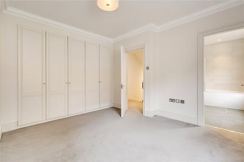 4 bedroom mews to rent, Eagle Place, South Kensington, London