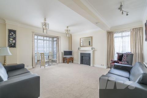 3 bedroom apartment to rent, Gloucester Place, London NW1