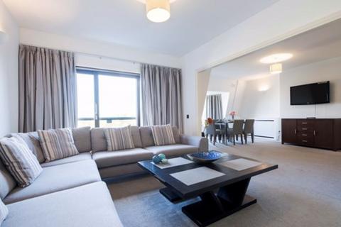 4 bedroom penthouse to rent, Strathmore Court, Park Road, London