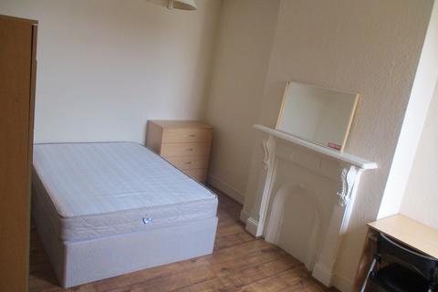 3 bedroom maisonette to rent - St Pauls Road, Southsea