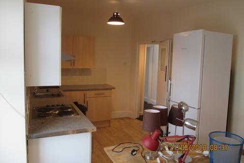 4 bedroom apartment to rent - Jubilee Terrace, Southsea