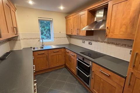 2 bedroom flat to rent, Bellingham Drive, Reigate