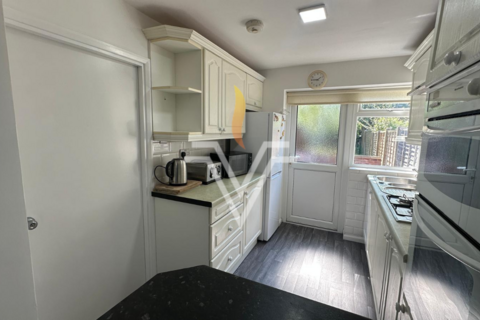 5 bedroom terraced house to rent, Templars Field