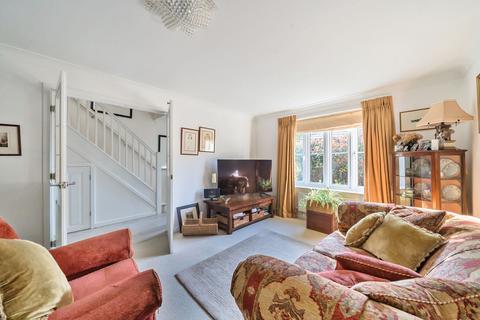 3 bedroom semi-detached house for sale, Bakeland Gardens, Alresford, Hampshire, SO24