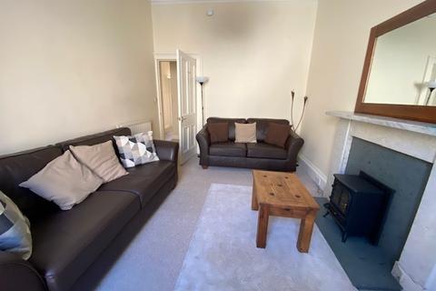 2 bedroom flat to rent, Oxford Street, Newington, Edinburgh, EH8